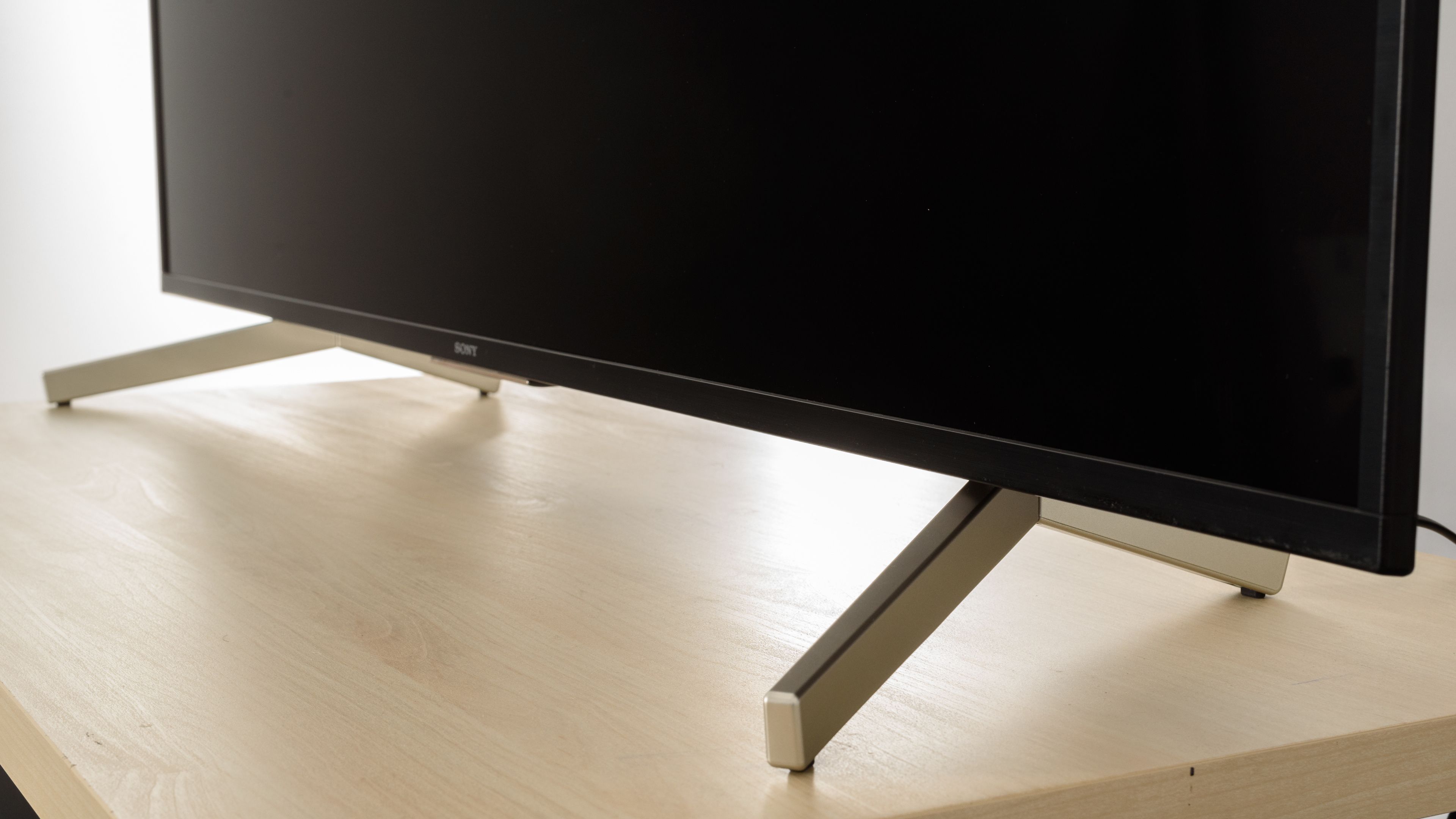 پایه تلویزیون سونی X8500F
