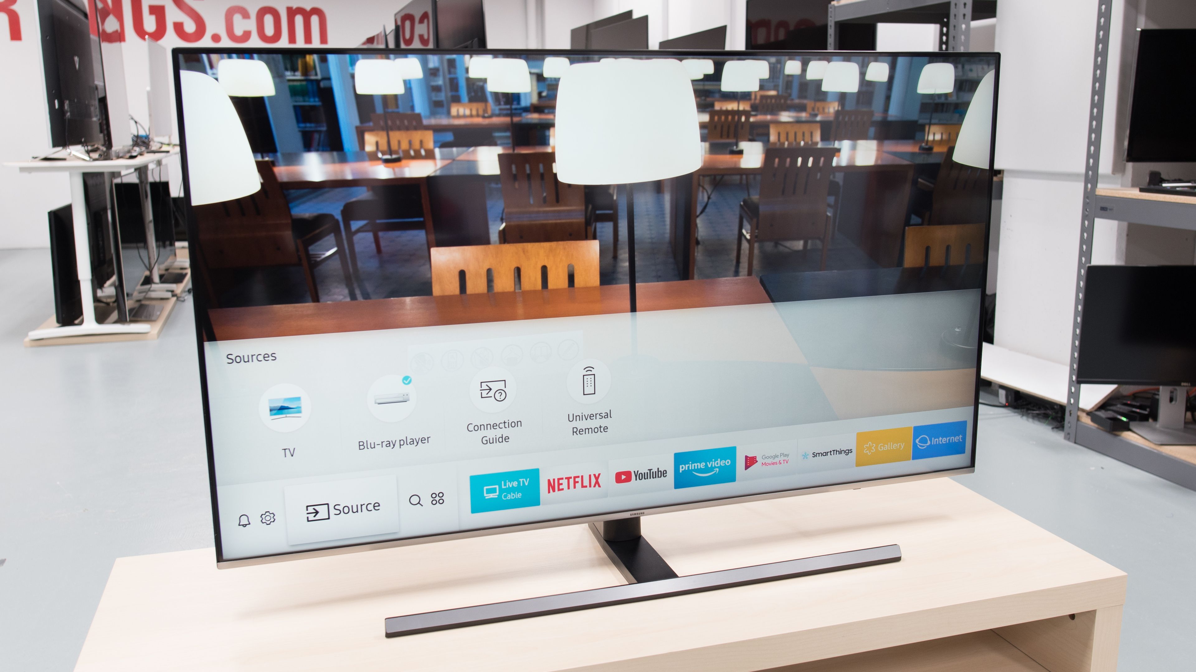 تلویزیون NU8000 جزو بهترین تلویزیون های 4K HDR برای بازی
