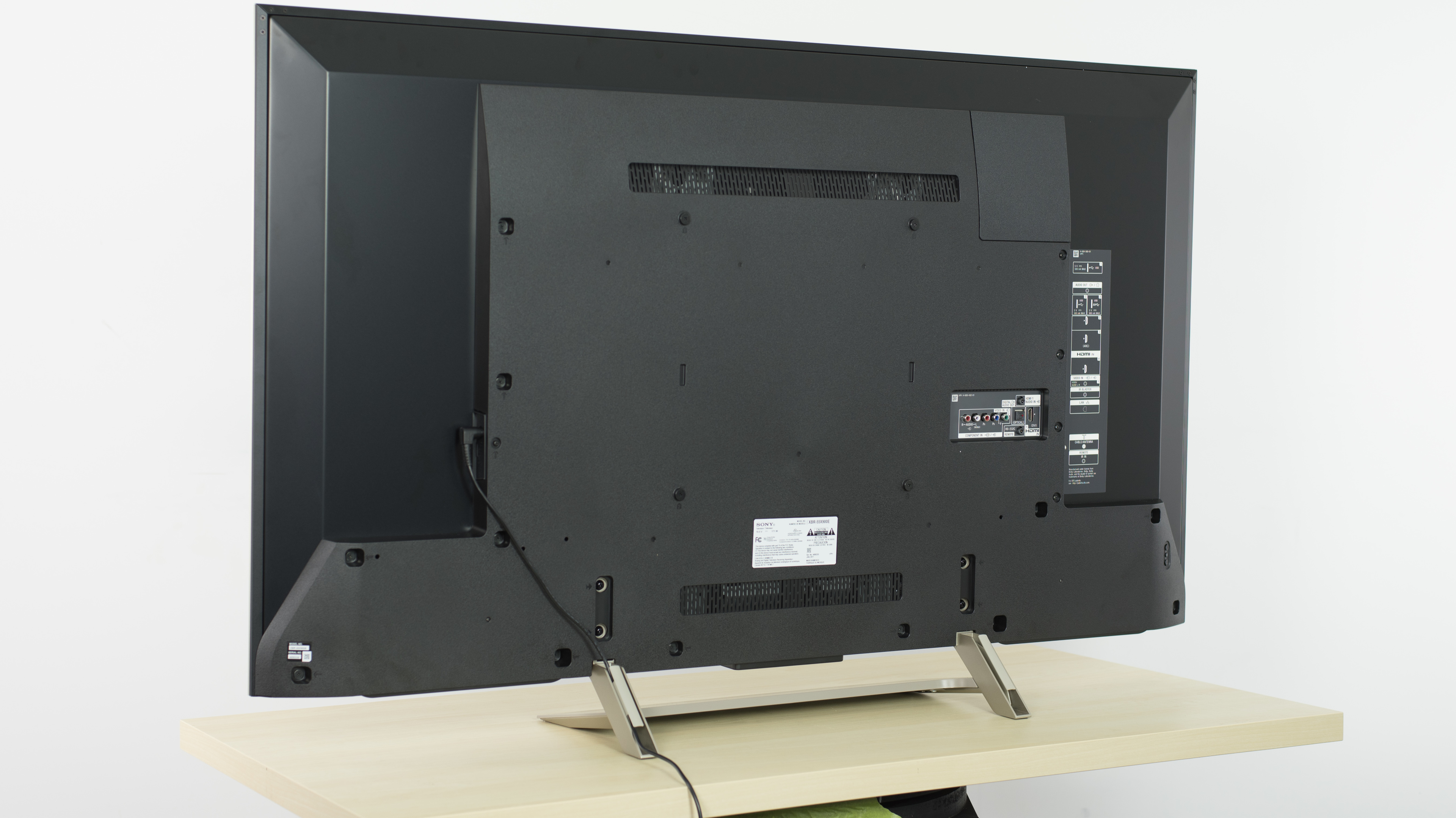 بررسی و خرید تلویزیون سونی x9000e سایز های 75x9000E | 65x9000E| 55x9000E| 49x9000E