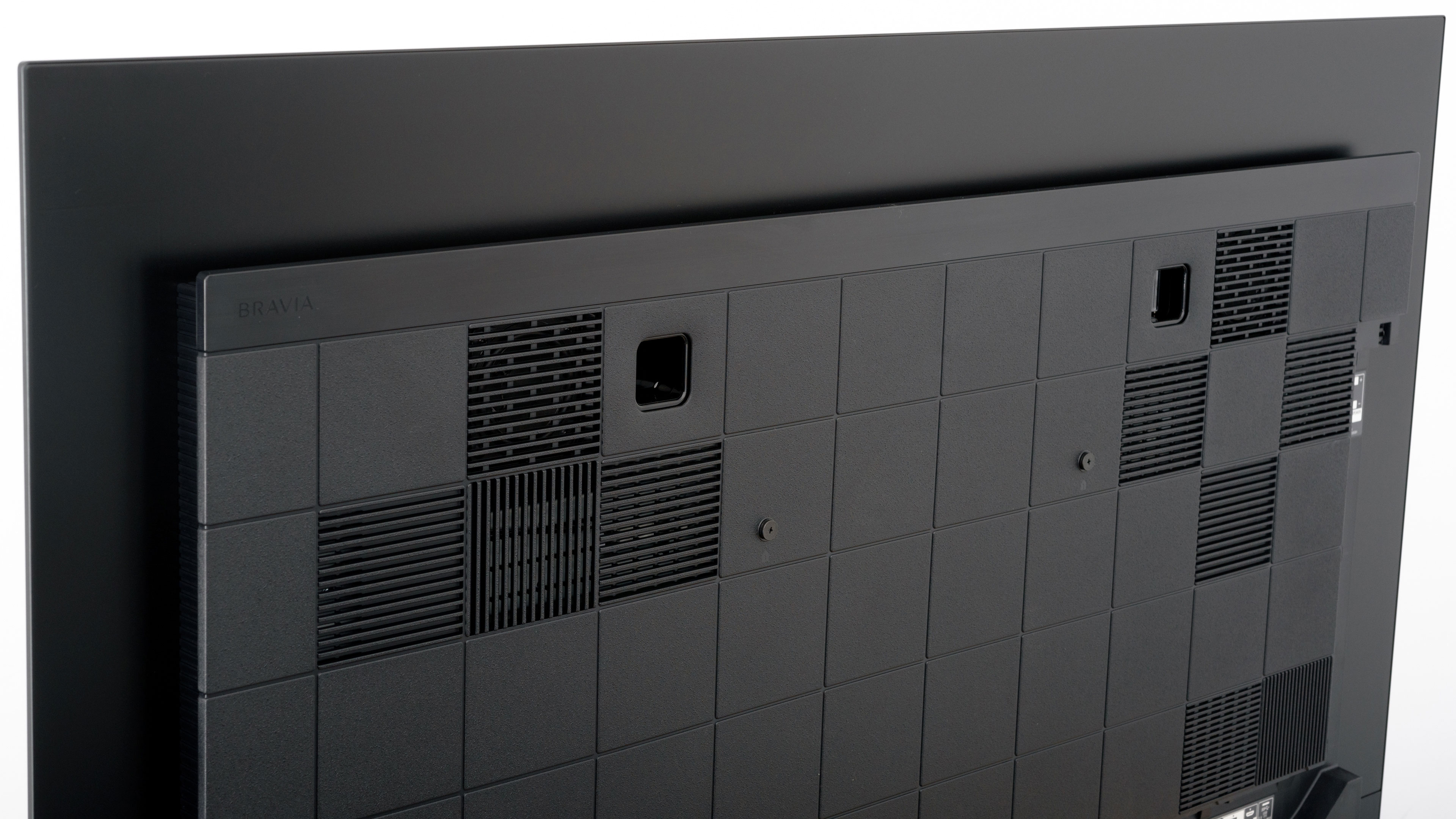 کیفیت ساخت تلویزیون اولد سونی A9G بسیار خوب است