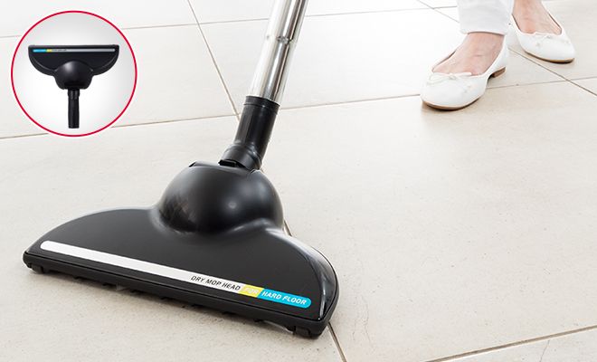 جارو برقی CV-SE230V دارای نازل مخصوص سطوح صاف و محکم می باشد و مانند تی عمل می کرد
