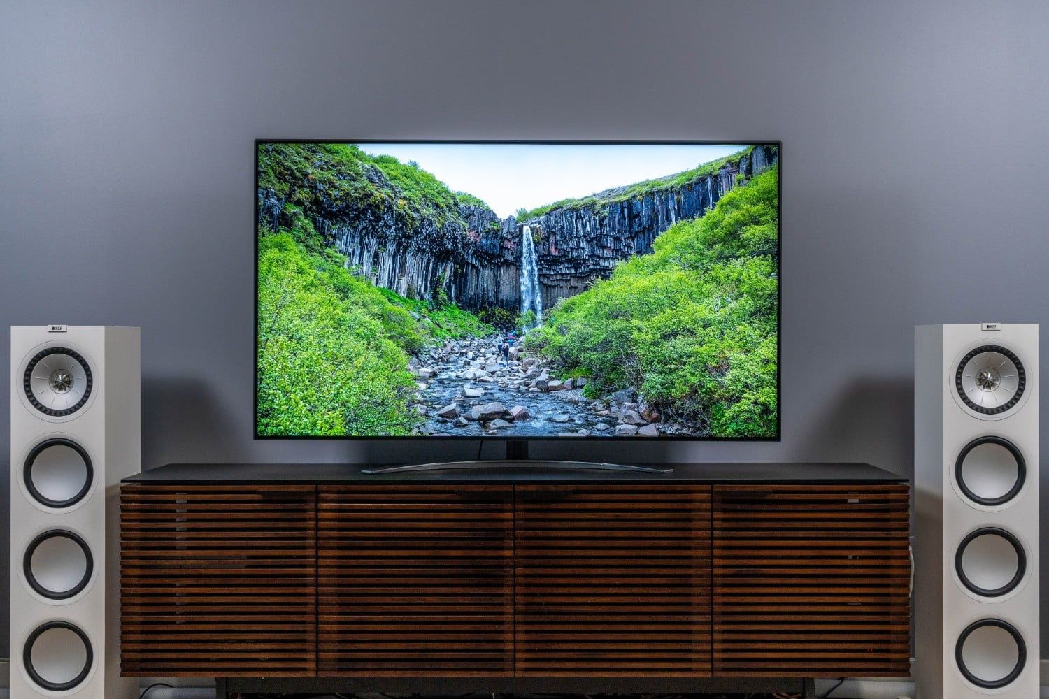 تلویزیون 75SM9000 ال جی با کیفیت تصویر Super UHD